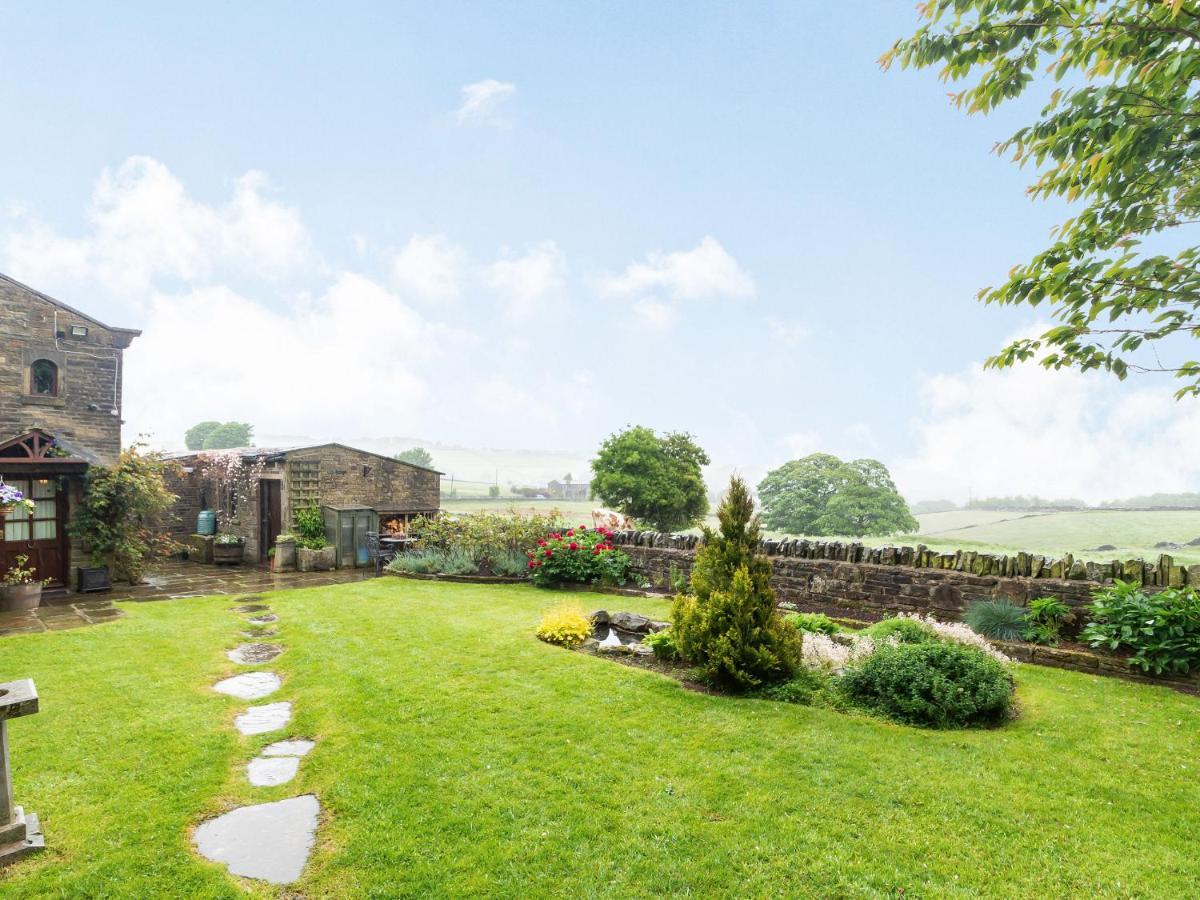 Green Clough Farm Bradford  Exterior photo